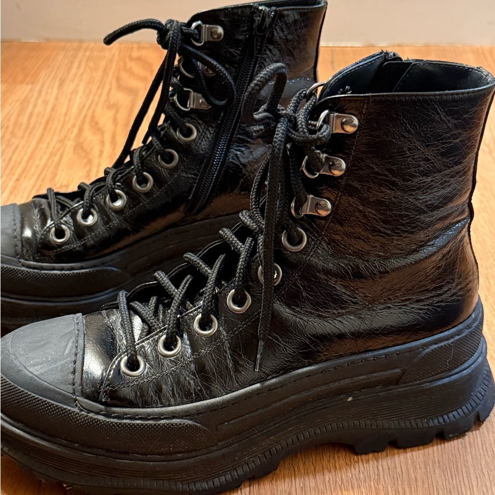 Black Women's Combat Boots Jonak, Paris